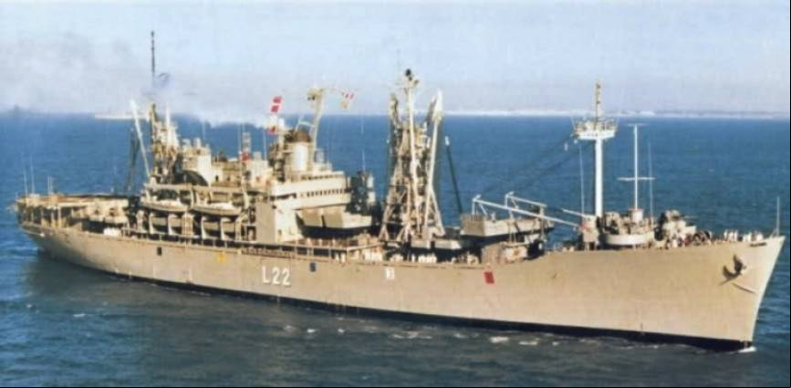Transporte de ataque Aragon (L 22) ex USS Francis Marion