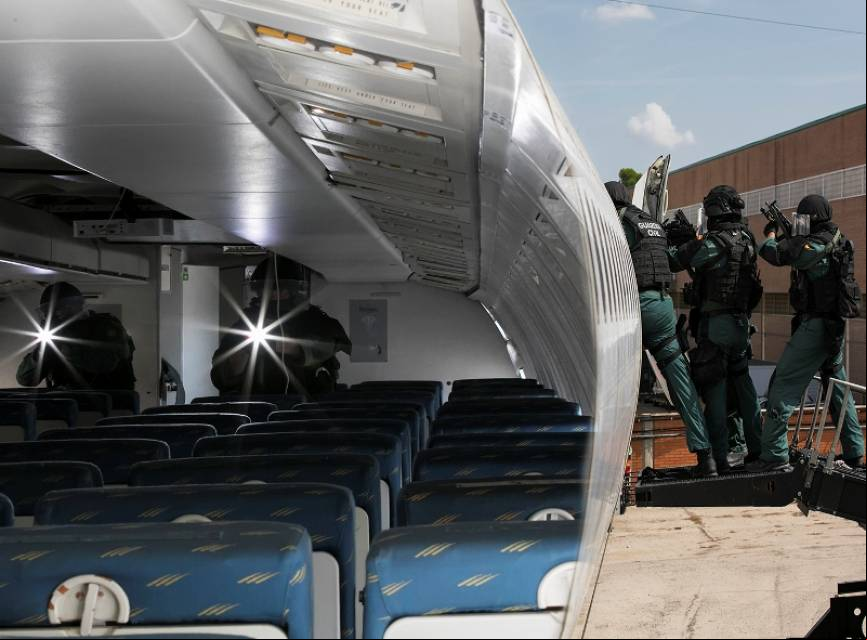 Antiterrorismo, delincuencia organizada, liberaci