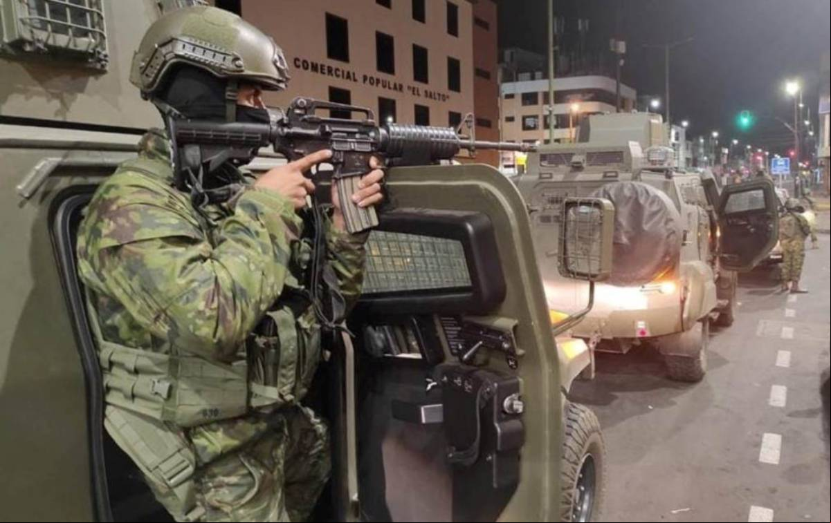 Unidades militares de Ecuador durante una operaci