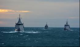 Varios buques de la Armada Argentina durante el gran ejercicio. (foto: Armada Argentina)